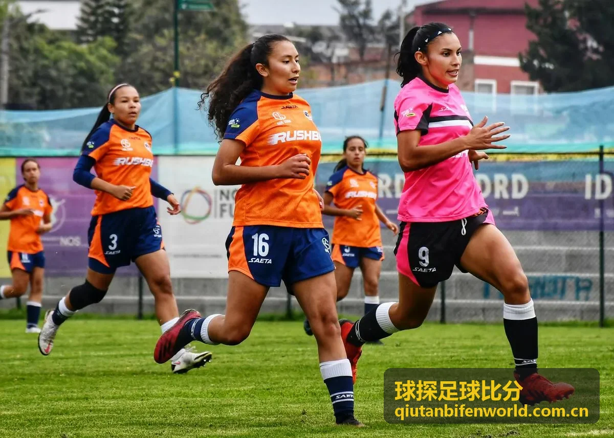 球探足球比分联赛争冠形势分析封面